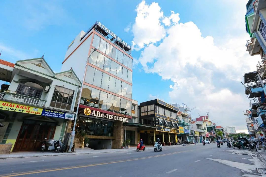 Cho thuê mặt bằng kinh doanh mặt đường Ba Lan, Hạ Long - 450m²
