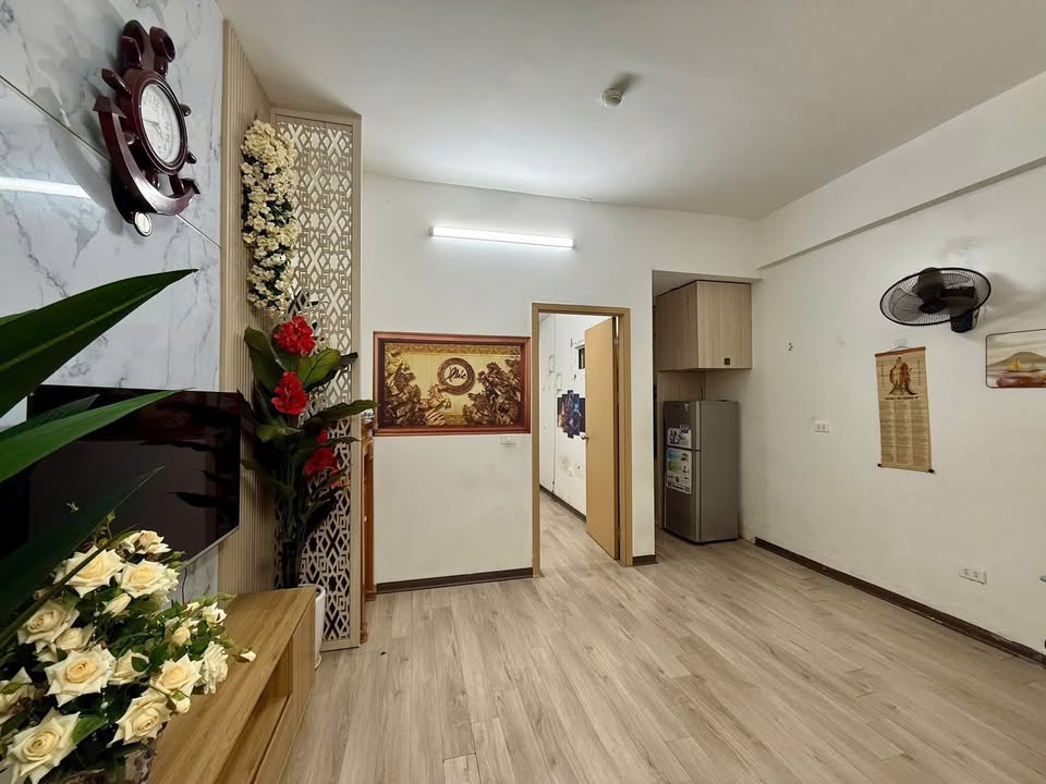 Chung cư HH02E Hoàng Mai: Căn hộ 2PN 48m² - Sổ hồng sẵn, giá 2.x tỷ