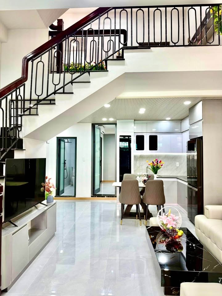Nhà 4 Tầng Kiệt Mai Lão Bạng, Đà Nẵng - 67m², Full Nội Thất Cao Cấp, Sẵn Sàng Đón Tết