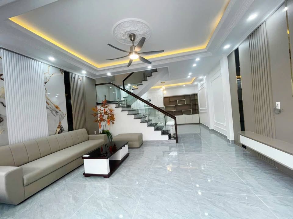 Nhà 4 Tầng Lô Góc An Đà - Ô Tô Vào Nhà, 70m², 5.x Tỷ