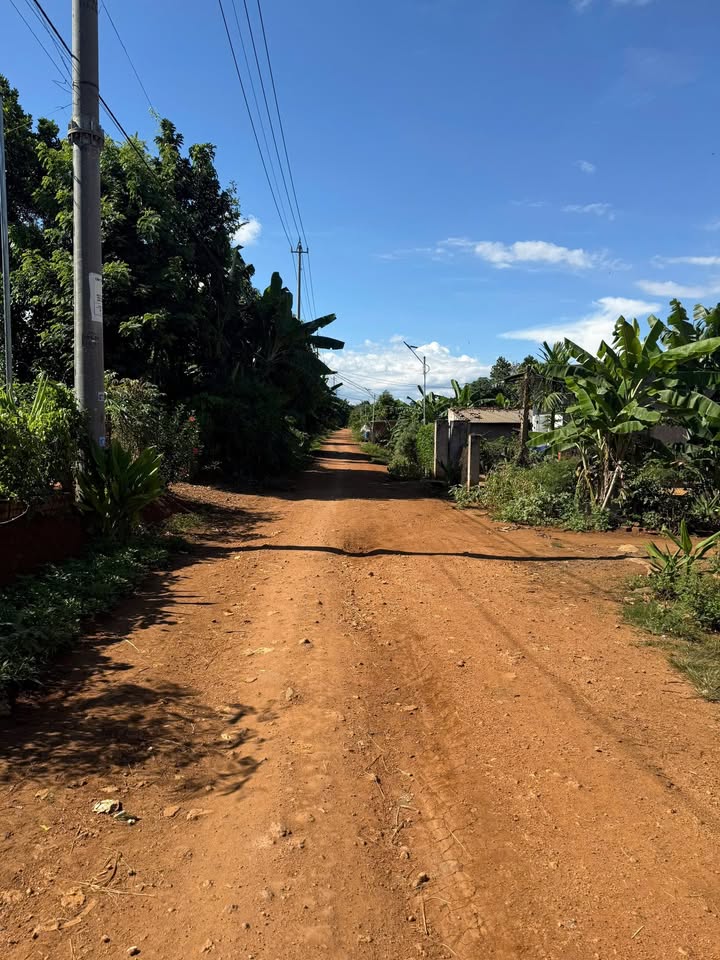 Đất nền Buôn Eknốp, Ea Kar - 500m² Sổ đỏ sẵn sàng, giá 9xx triệu