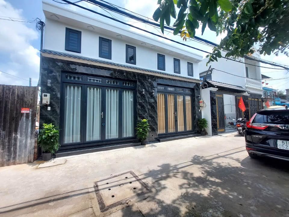 Nhà 63m² Quận 12 - 2 Tỷ 680 Triệu - Xe Hơi Tận Cửa, Dòng Tiền 9 Triệu/Tháng