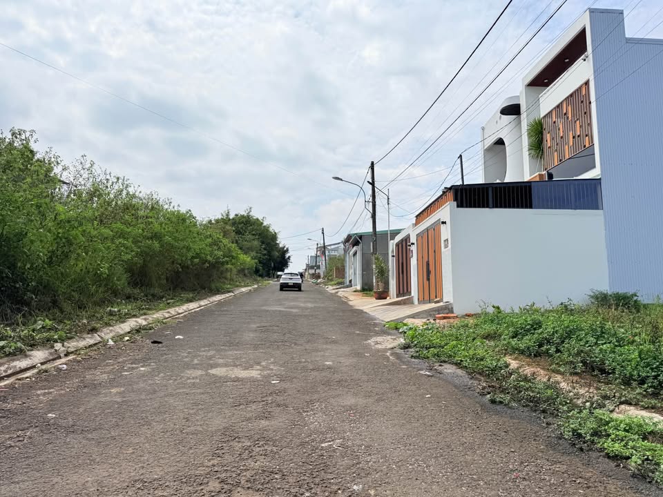 Bán Đất Mặt Tiền Kim Lân Pleiku 115m² - Sổ Đỏ Thổ Cư