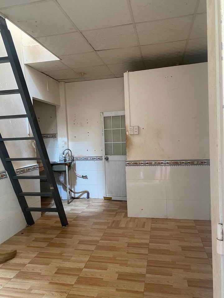 Nhà hẻm Trương Công Định, Vũng Tàu - 13m² giá 1 tỷ, sổ hồng