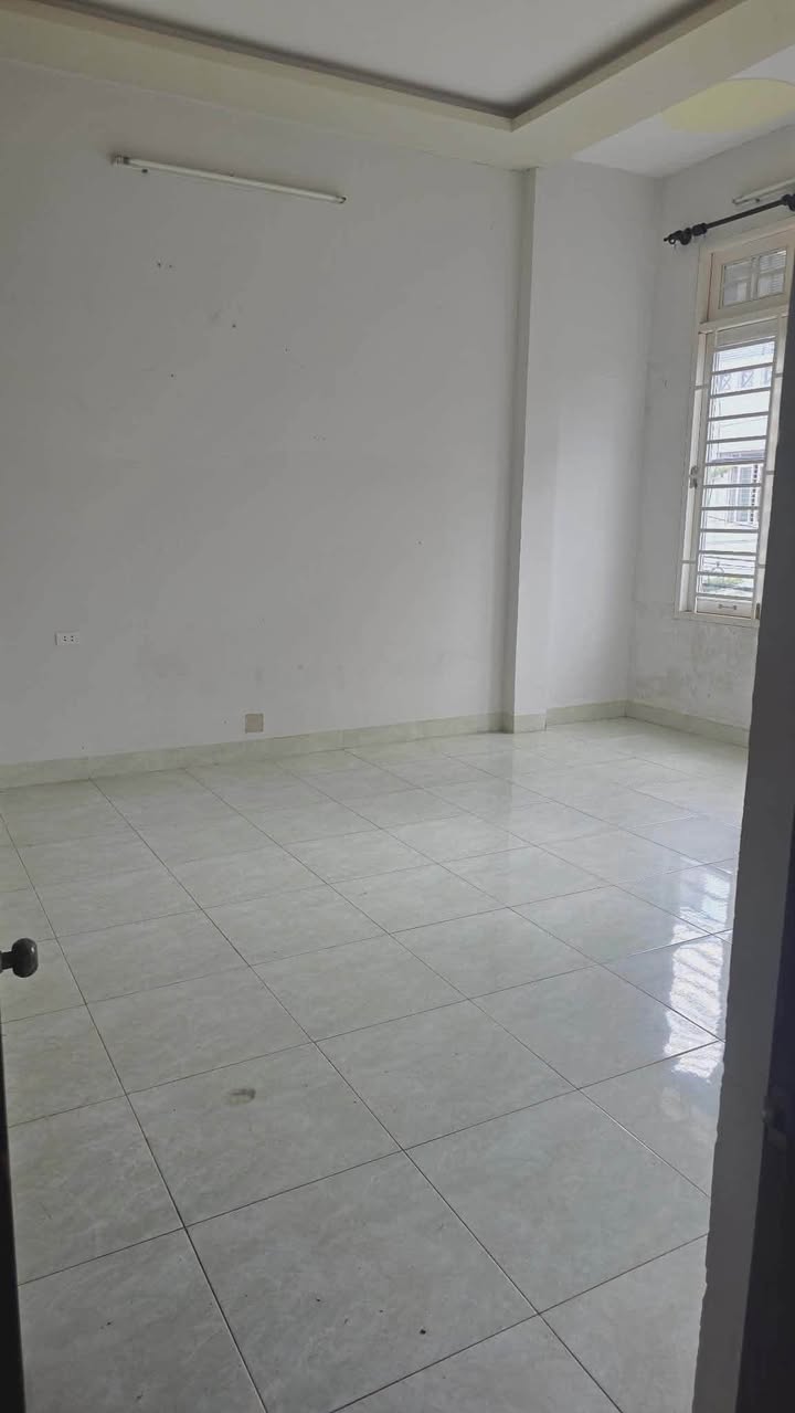 Nhà Nguyên Căn Ngô Quyền BMT 120m² - Mặt tiền kinh doanh, 10 triệu/tháng!