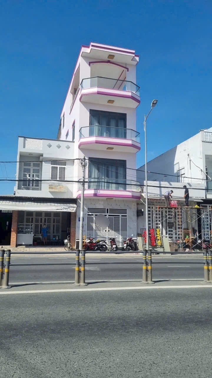 Nhà Phố Trần Hoàng Na 104m² - Mặt tiền kinh doanh, Đầu tư sinh lời!