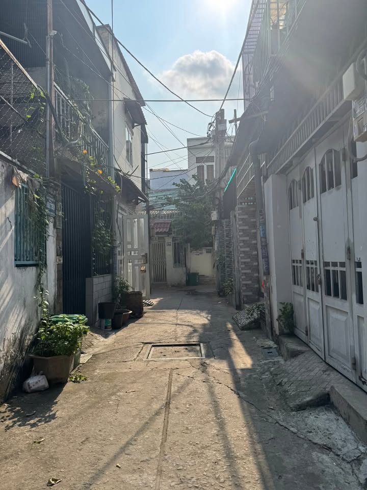 Nhà riêng Thủ Đức 65m² giá 3.9 tỷ - Giá tốt hiếm có!