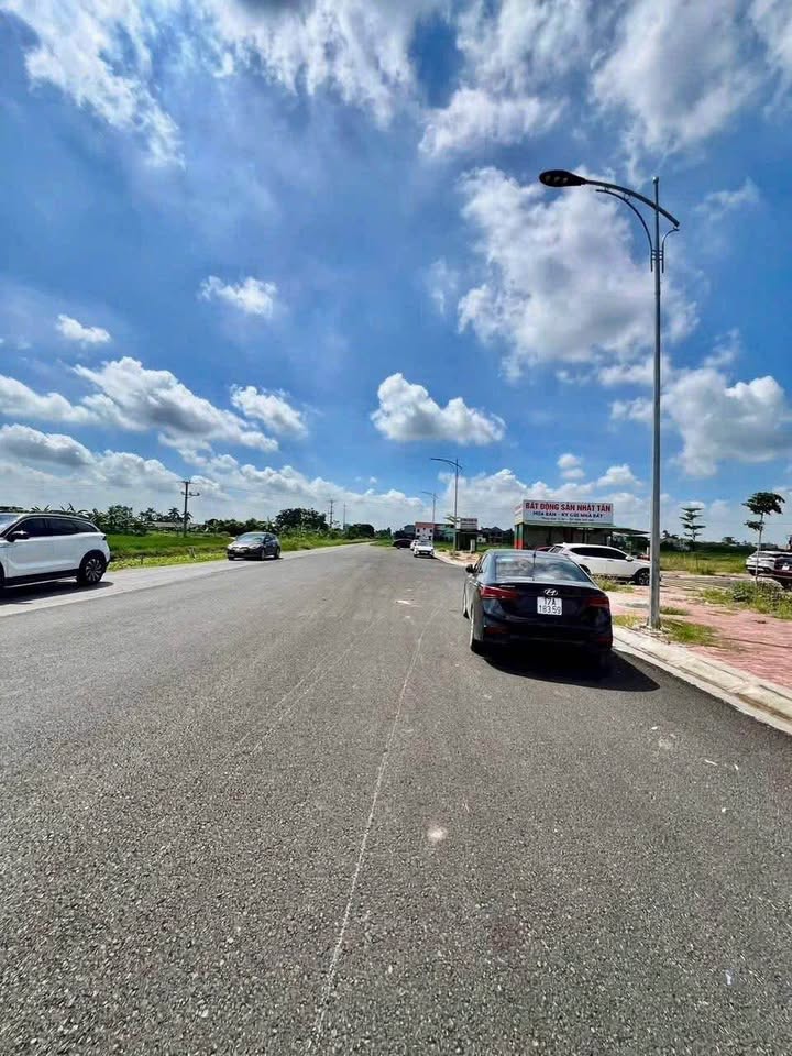 Bán Biệt Thự Dãn Dân Muội Linh, Ân Thi - 116m² Giá 2.5 Tỷ