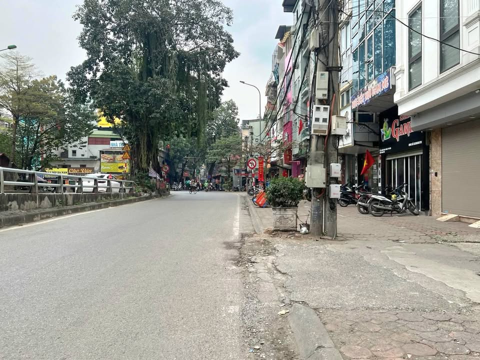 Nhà Riêng Ba Đình 50m² giá 18 tỷ - Ô tô vào tận nhà!