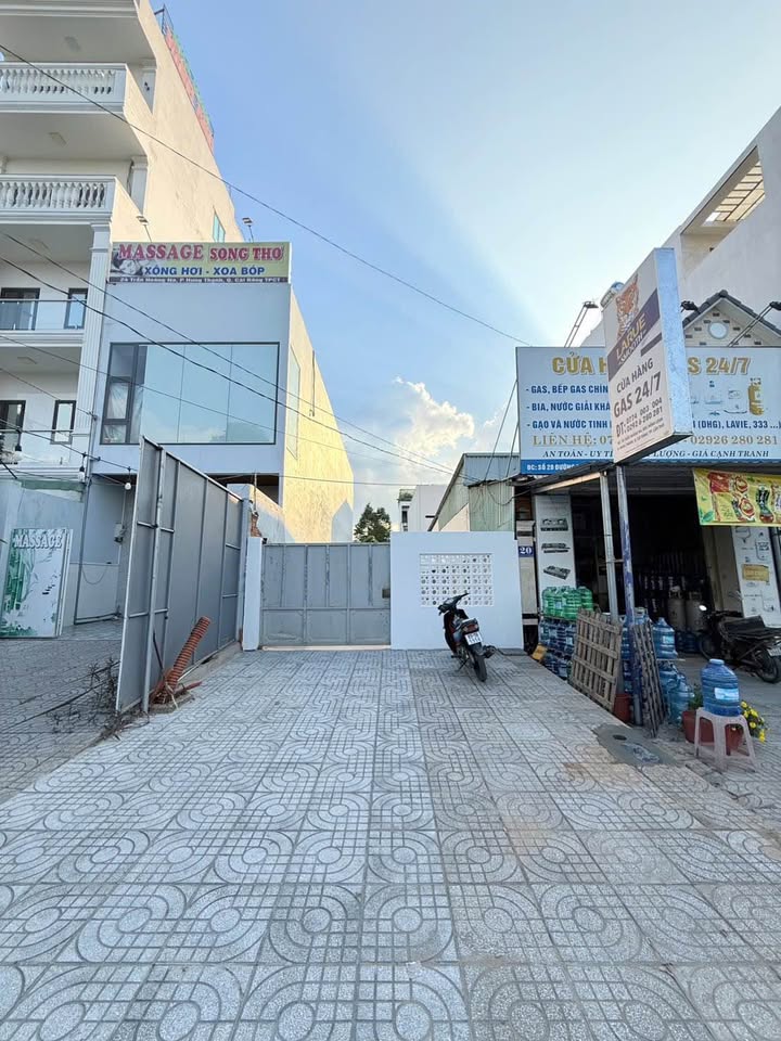 Mặt Bằng 2 Mặt Tiền Trần Hoàng Na, Cần Thơ - 340m², Giá 30 Triệu/Tháng