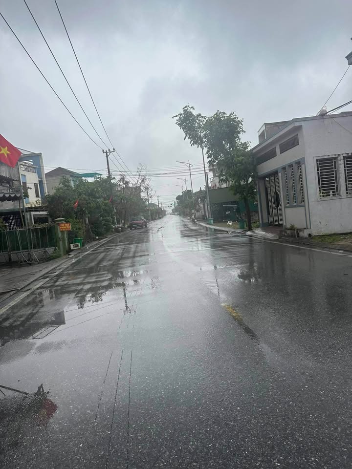 Nhà Mặt Tiền Đào Duy Từ, Ba Đồn - Kinh Doanh Đắc Lộc, Giá 2.5 Tỷ