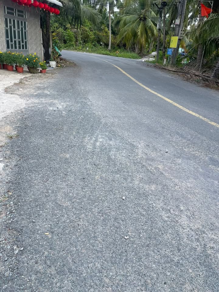 Đất nền Châu Thành Bến Tre 1322m² - Sổ đỏ chính chủ, tiềm năng sinh lời!