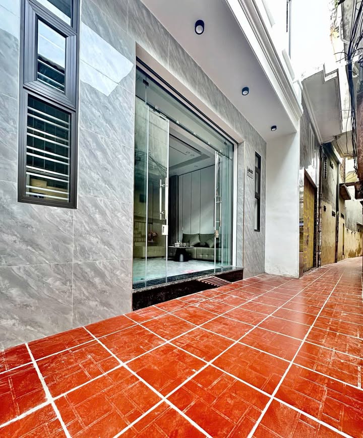 Nhà Ngõ Trần Nguyên Hãn, Hải Phòng - 44m² x 4 Tầng, Ô Tô Sát Nhà, Sổ Đỏ Chính Chủ