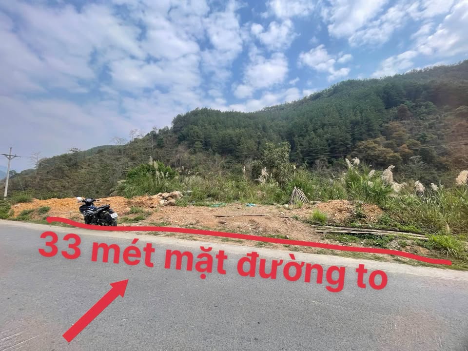 Bán gấp đất 1320m² mặt tiền 33m đường trục chính Xã Khun Há, Lai Châu - 350 triệu