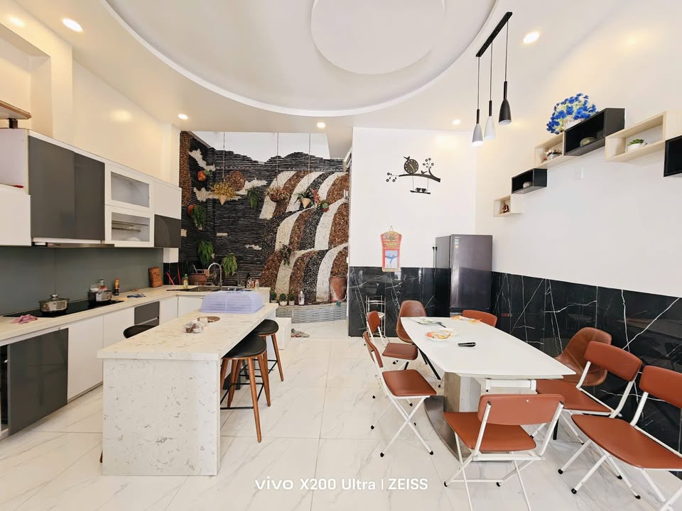 Nhà nguyên căn Hòn Rớ Nha Trang 86m² giá 13 triệu - Full nội thất!