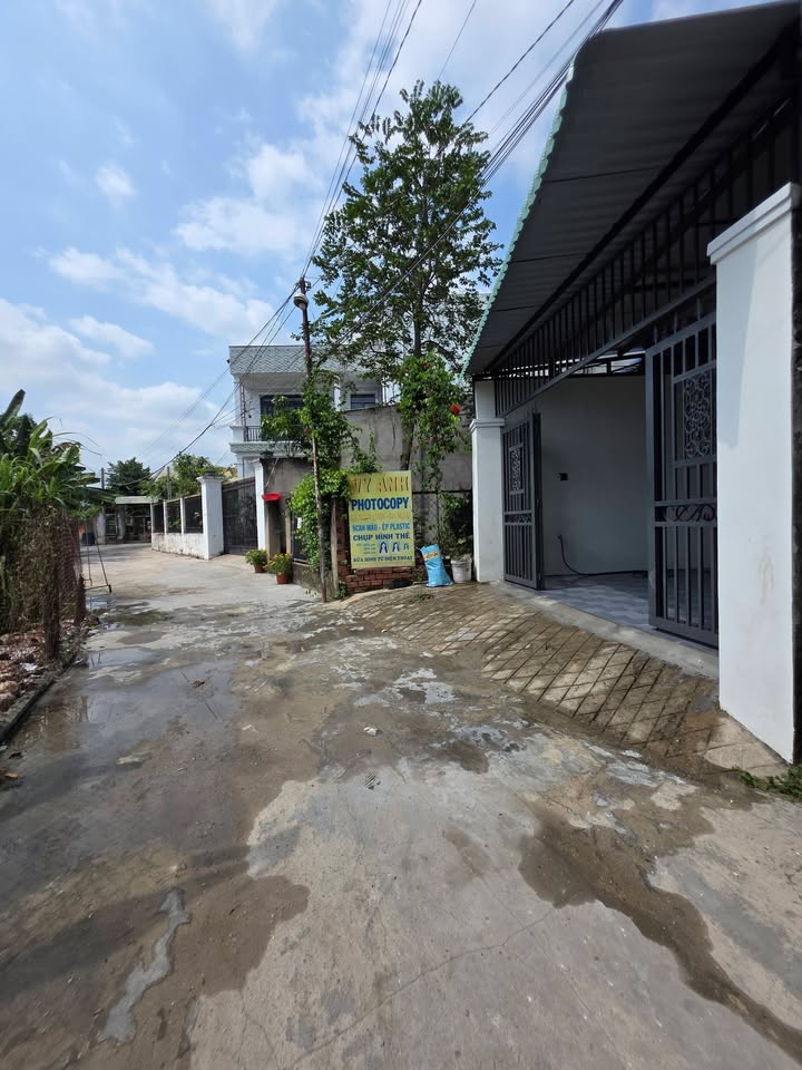 Nhà Cấp 4 Sổ Hồng Riêng 90m² Hướng Đông Nam - Tân Uyên, Bình Dương