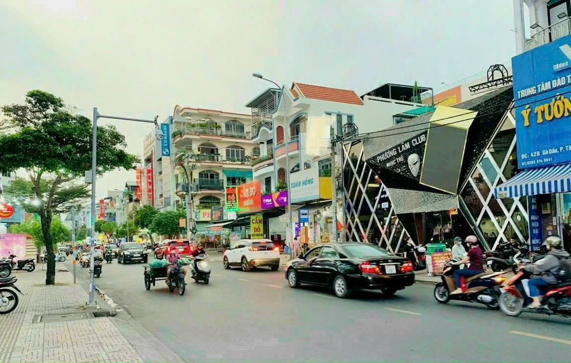 Nhà mặt tiền Gò Dầu, Tân Phú 73m² - Mặt tiền kinh doanh đắc địa!