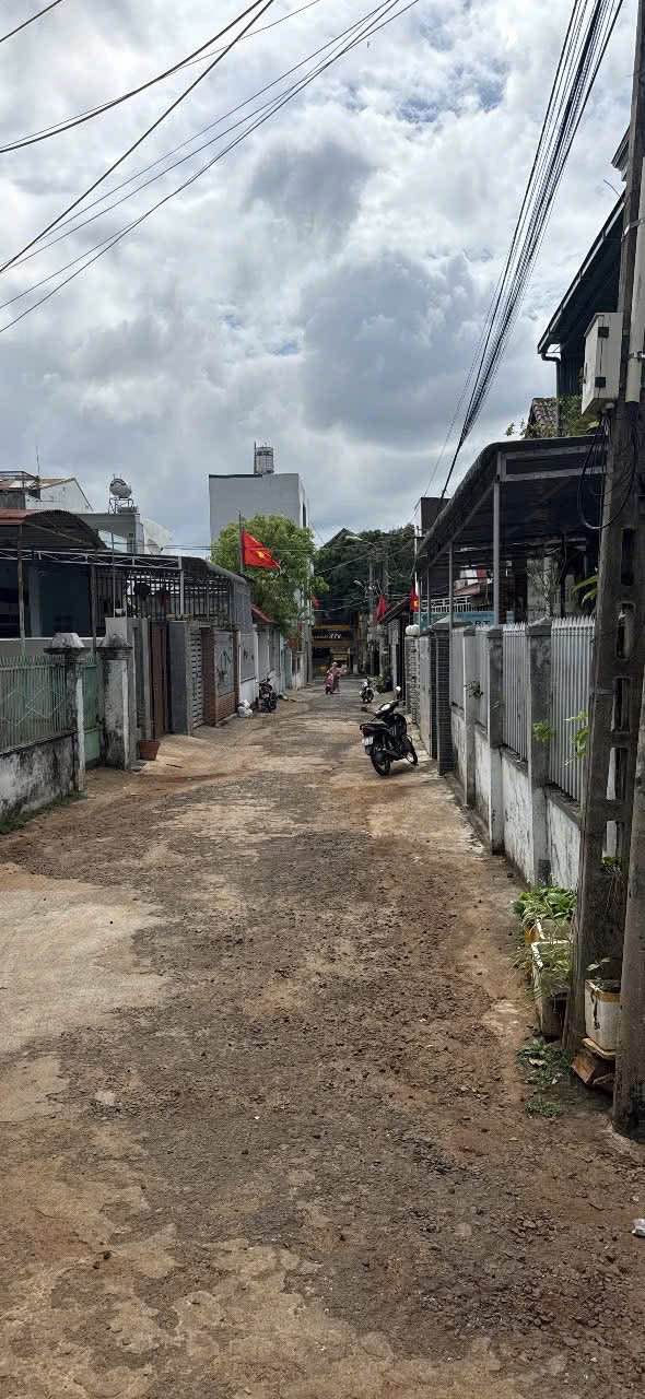 Đất Nền Lý Thái Tổ Tuy Hoà 232m² Sổ Đỏ - Giá 8 Tỷ Chính Chủ