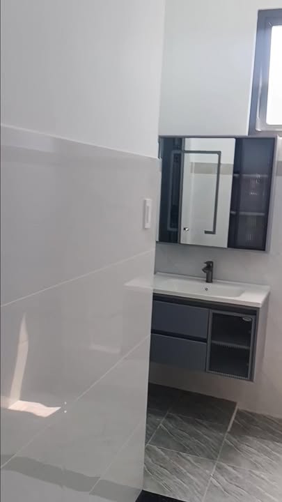 Nhà Mặt Tiền Tỉnh Lộ 9 Đức Hòa 105m² - 3.3 Tỷ, Kiên Cố 2 Tầng