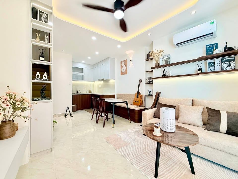 Nhà Nam Kỳ Khởi Nghĩa Q3 - 75m² 3 Lầu - Full Nội Thất - 5.x Tỷ