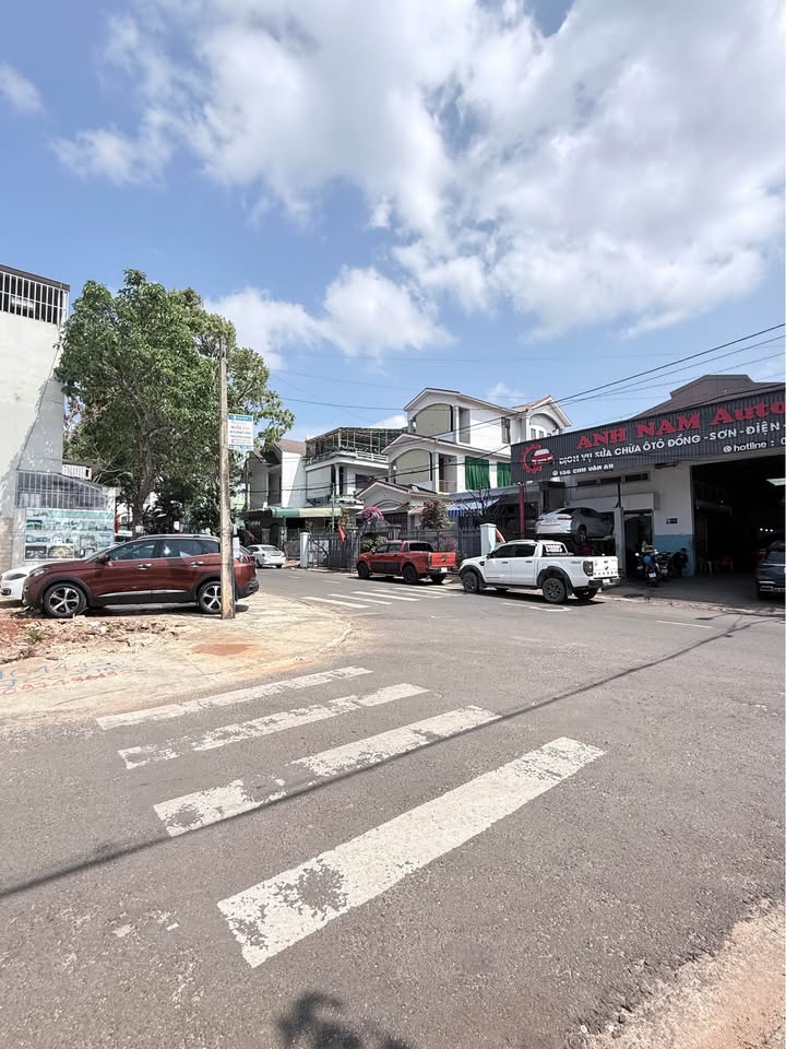 Nhà Phố 2 Mặt Tiền Chu Văn An, BMT - Kinh Doanh Đắc Lộc