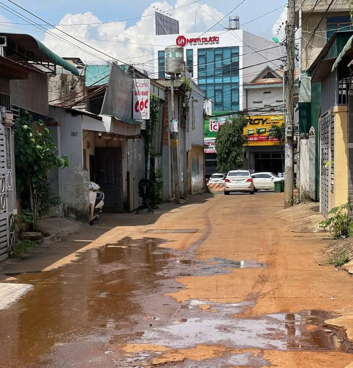 Đất Vàng Hẻm 193 Nguyễn Văn Cừ, BMT - 110m² Thổ Cư, Giá 4.5 Tỷ