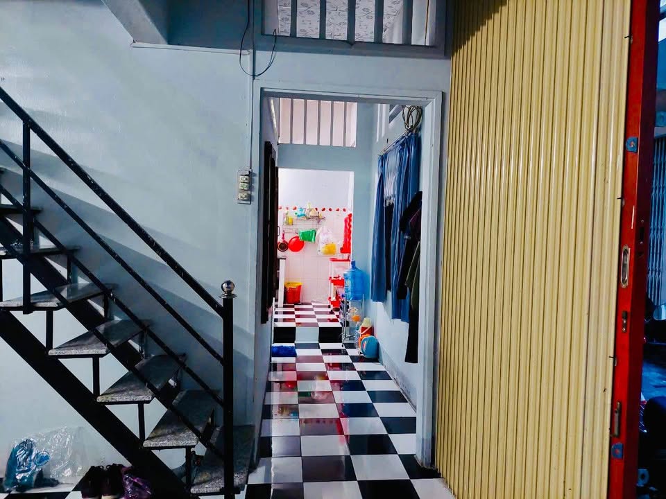 Nhà 45m² Nguyễn Du, Quy Nhơn - Ngang 10m, 1.5 tầng, Sổ đỏ chính chủ