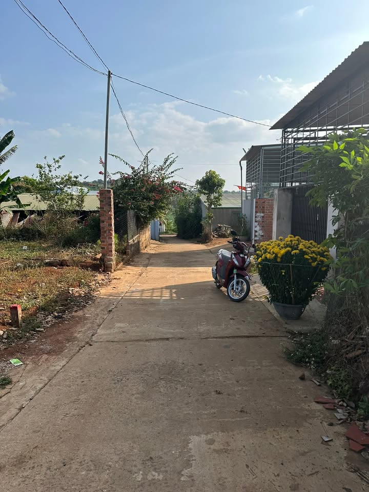 Đất nền Lê Duẩn Pleiku 112m² 400 triệu - Sổ đỏ chính chủ!