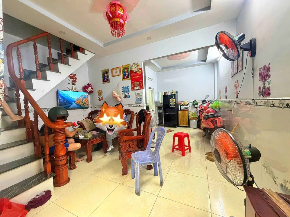 Nhà riêng Dĩ An 35m² giá 1.25 tỷ - Full nội thất, vào ở ngay!