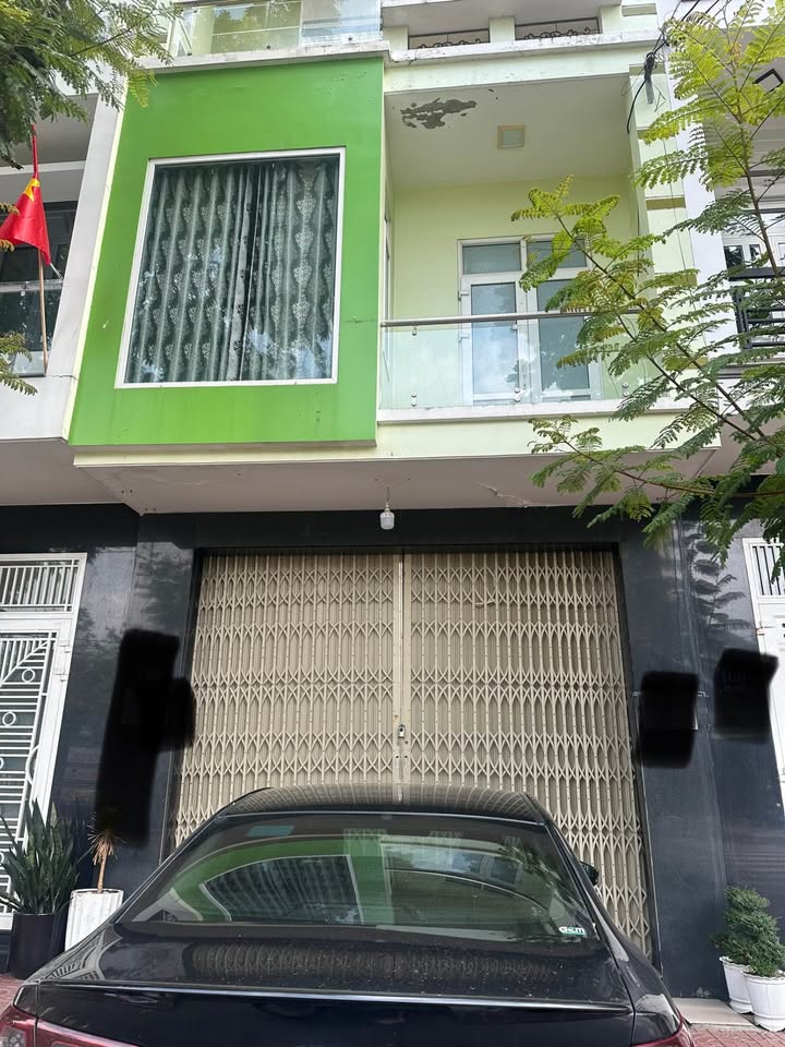 Cho Thuê Nhà Nguyên Căn 3 Tầng Lê Thanh Nghị, Quy Nhơn - 300m² Kinh Doanh Đắc Lợi