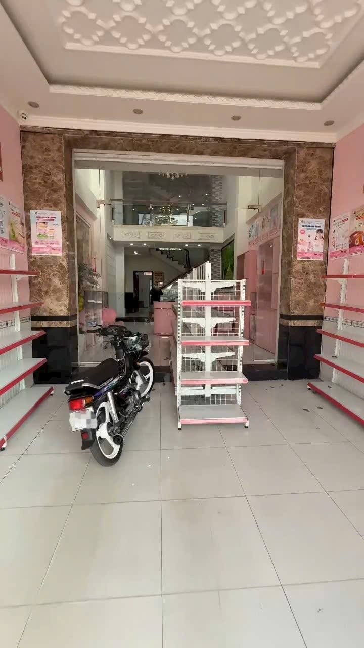 Nhà Mặt Tiền Nguyễn Văn Cừ Ninh Kiều 112m² - Kinh Doanh Đa Ngành Nghề - 25 Triệu/Tháng