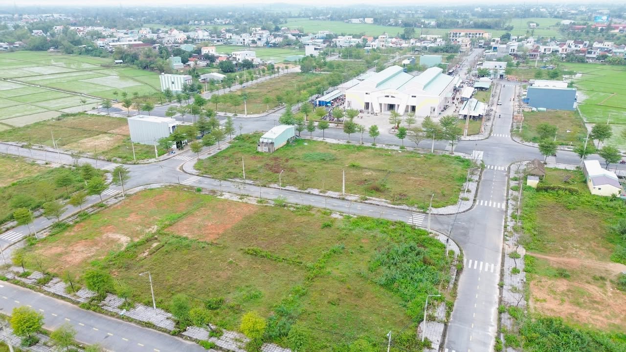 Đất nền Phố Chợ Chiên Đàn Tam Kỳ 120m² - Sổ Đỏ Chính Chủ!