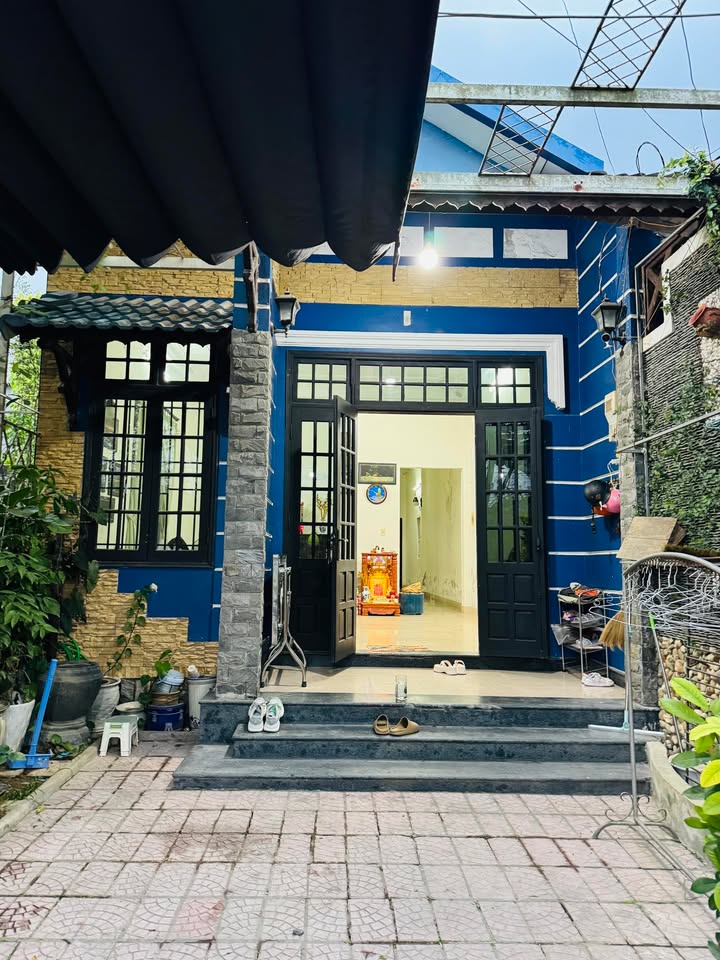 Nhà nguyên căn Hoàng Thị Loan, Huế 100m² - Sẵn sàng ở ngay!