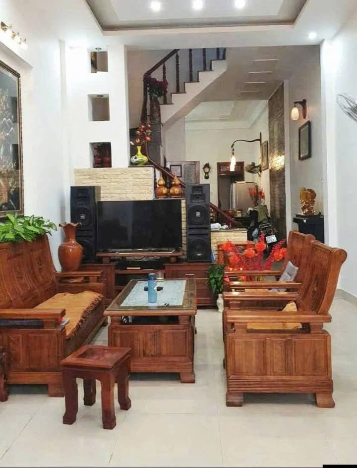 Nhà Mặt Tiền Hà Thanh Quy Nhơn 72m² - 4 Tỷ 550 Triệu - Sẵn Sổ Đỏ