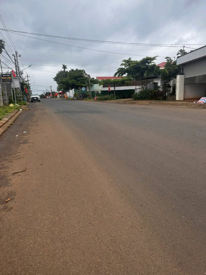 Nhà Mặt Tiền Kinh Doanh Vành Đai 14, BMT - 60m² - Giá 3 Tỷ