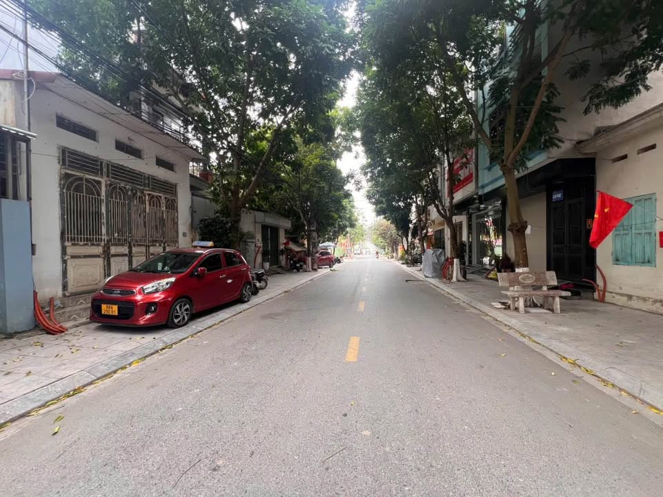 Bán Đất Mặt Đường Lê Hữu Trác, Vĩnh Yên - 90m² Sẵn Nhà, Giá Thỏa Thuận