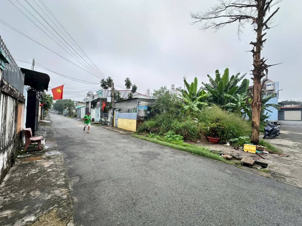 Bán Đất Góc 2 Mặt Tiền Trảng Dài, Biên Hòa - 140m² Thổ Cư, Sổ Hồng Riêng