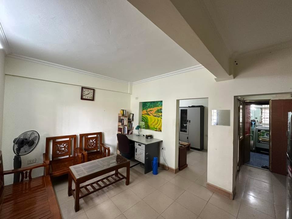 Căn hộ tập thể 50m² Nghĩa Tân, Cầu Giấy - Sẵn sàng vào ở!