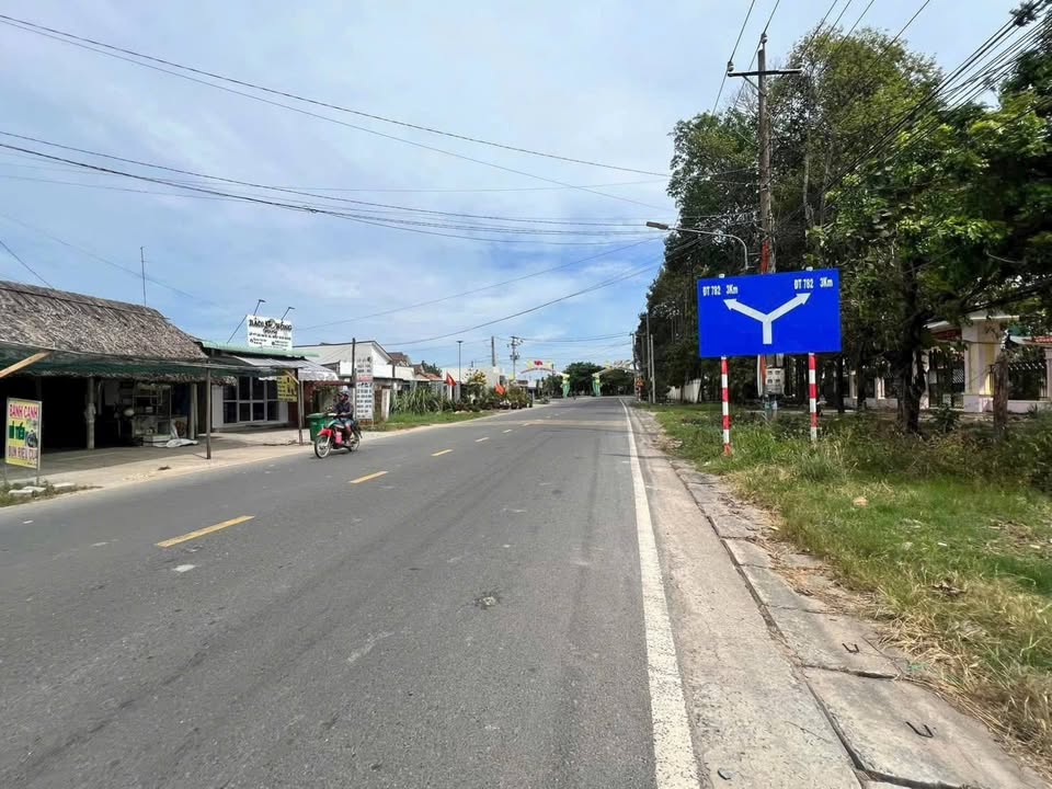 Đất Mặt Tiền Hương Lộ 1, Gò Dầu, Tây Ninh - 340m² Giá 1 Tỷ TL