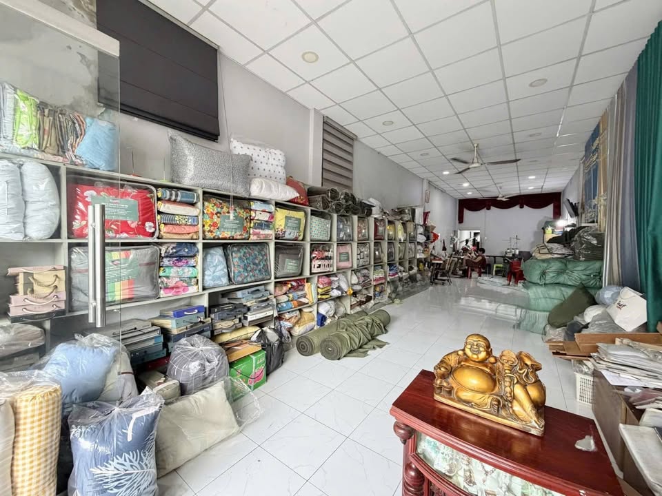 Nhà Phố Mặt Tiền Nguyễn Kiệm, Phú Nhuận 74m² - Mặt tiền kinh doanh đắc địa!