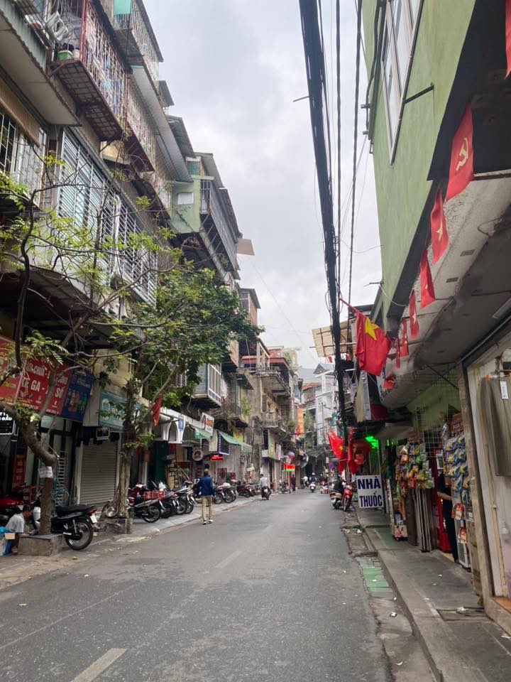 Nhà phố Ngõ Thọ Lão, Hai Bà Trưng 24m² - Full nội thất, ở ngay!