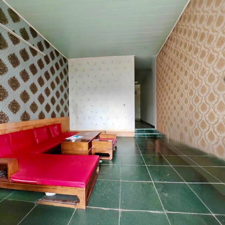 Nhà Phố Mới Lào Cai 88m² - Hướng Nam, Kinh Doanh Sầm Uất, Giá 2.6 Tỷ