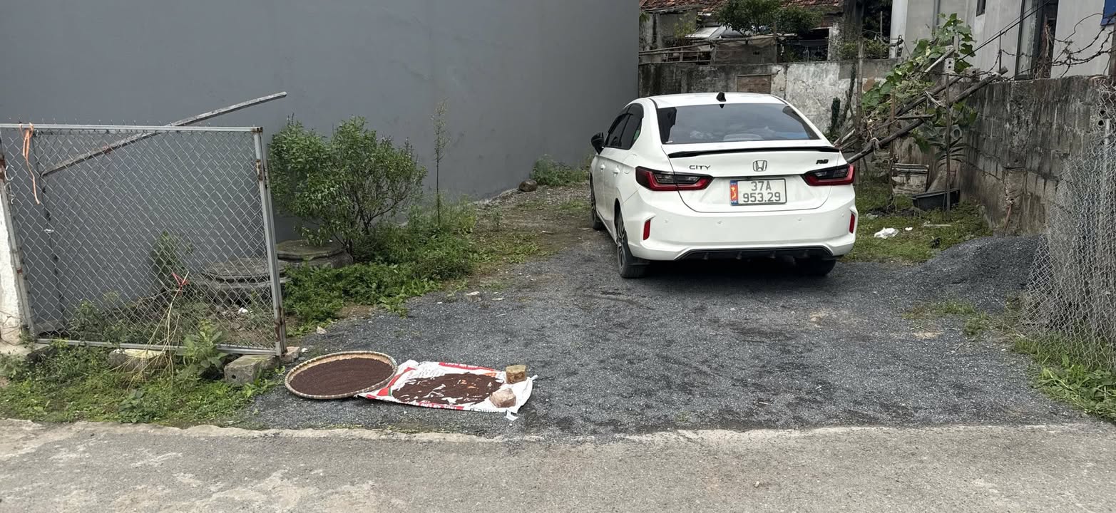 Đất Vàng Mặt Đường Giang Chính - Hà Đông: 98m², Giá 8.6 Tỷ