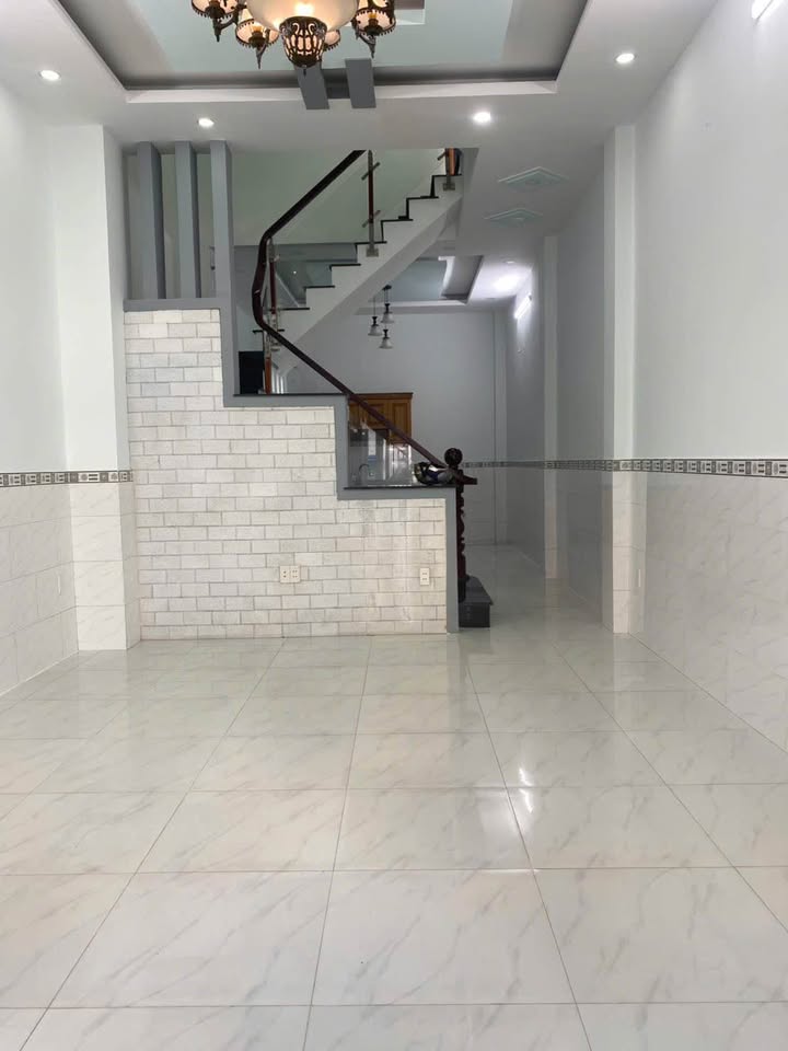 Nhà 1 Trệt 2 Lầu Hẻm Xe Hơi Bưng Ô Thoàn, TP Thủ Đức - 6.2 Tỷ