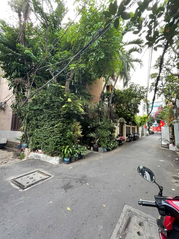 Nhà Nguyễn Trọng Tuyển, Tân Bình 163.5m² - Nở hậu, ô tô vào!