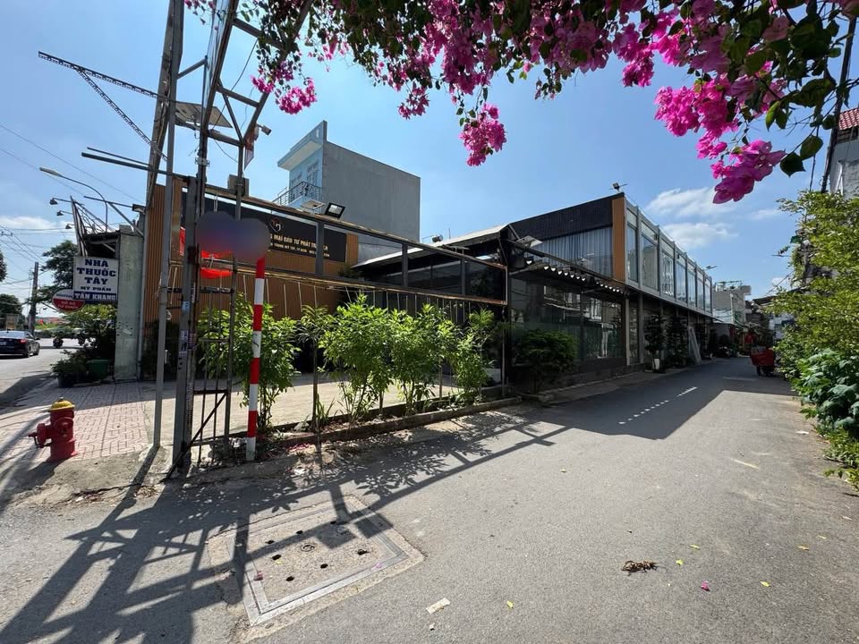 Cho thuê Mặt tiền Góc Nguyễn Thị Búp, Q12 - 500m², 130 Triệu/Tháng