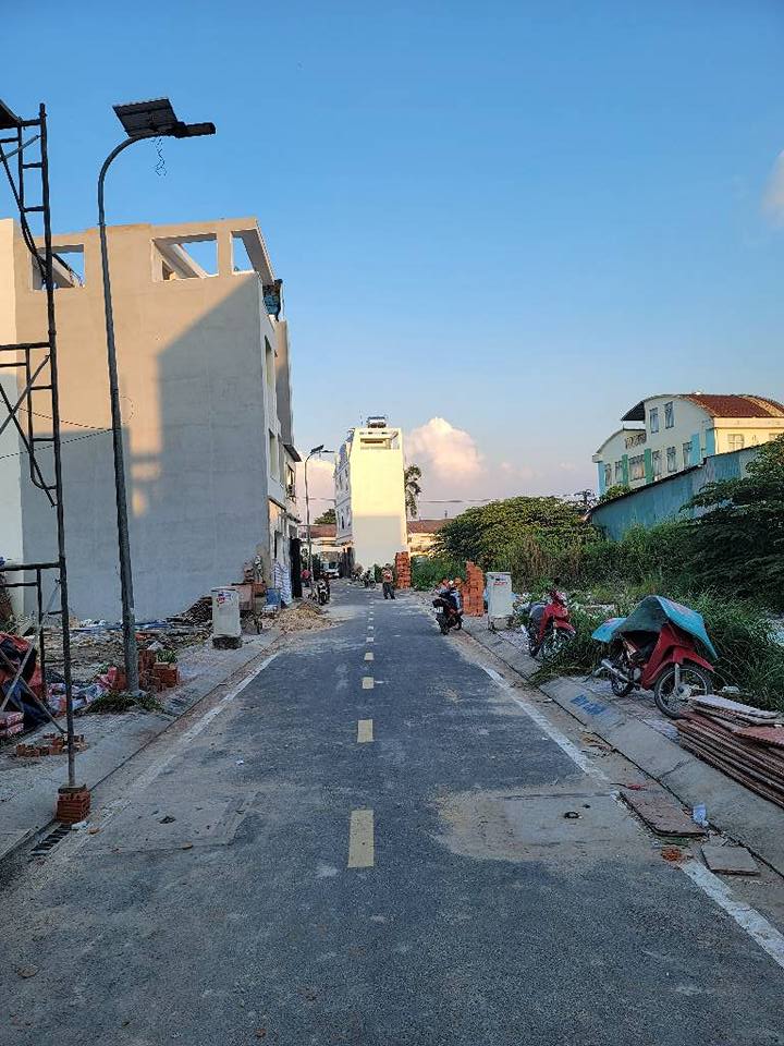 Đất nền Bình Chánh 83m² - Sổ đỏ, tiềm năng tăng giá!