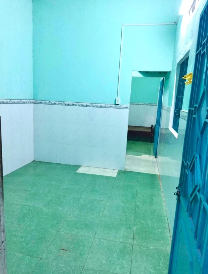 Cho Thuê Nhà 62 Lê Công Miễn, Quy Nhơn - Giá 2.7 Triệu, Gần Chợ Ghềnh Ráng