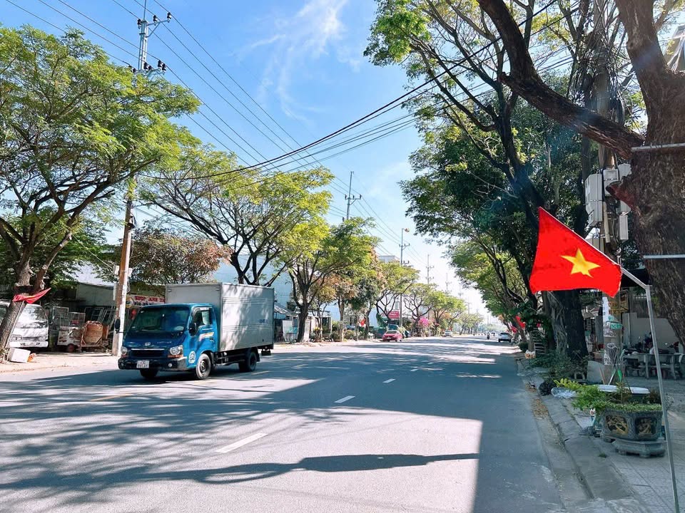 Nhà Mặt Tiền Mai Đăng Chơn Đà Nẵng 100m² - Kinh Doanh Sầm Uất, Giá 6 Tỷ