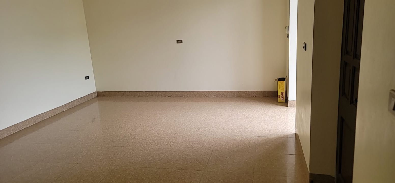 Nhà Mặt Tiền Cầu Giấy 35m² 6 Tầng - Sổ Đỏ Sang Tên Ngay